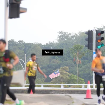 Runner Photo 6451038