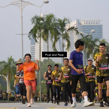 Runner Photo 6451043