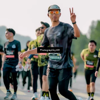 Runner Photo 6451060