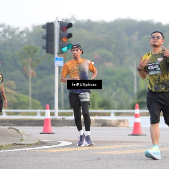 Runner Photo 6451065