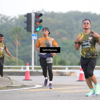 Runner Photo 6451069