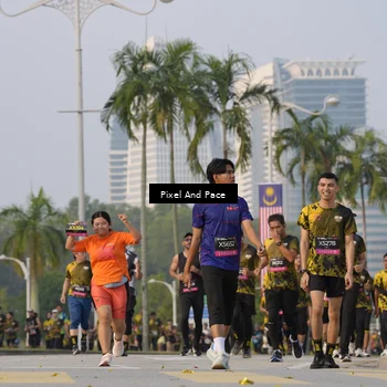 Runner Photo 6451079