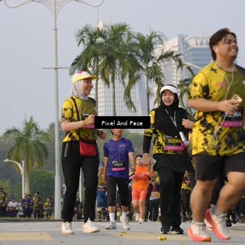 Runner Photo 6451081