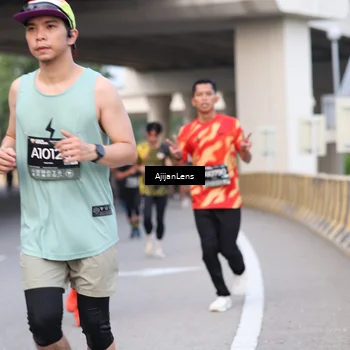 Runner Photo 6451100