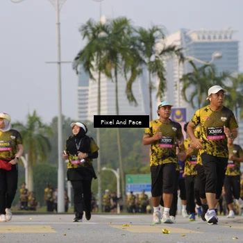 Runner Photo 6451109