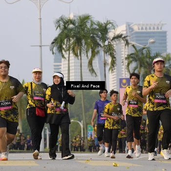 Runner Photo 6451124