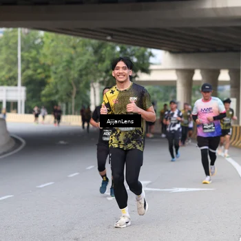Runner Photo 6451129