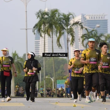 Runner Photo 6451131