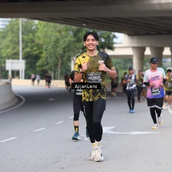 Runner Photo 6451133