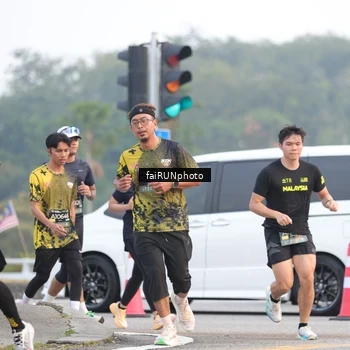 Runner Photo 6451137