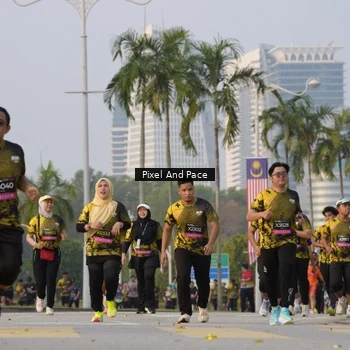 Runner Photo 6451141