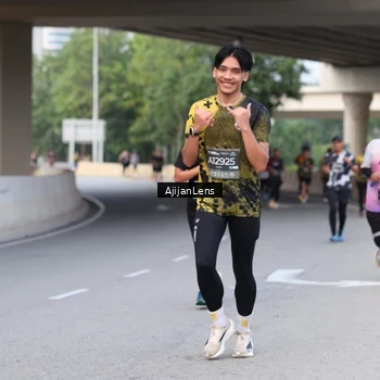Runner Photo 6451145