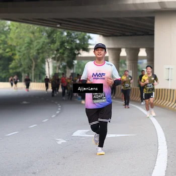 Runner Photo 6451166