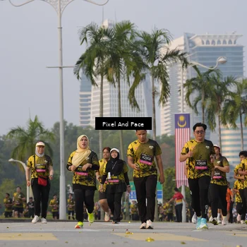 Runner Photo 6451169