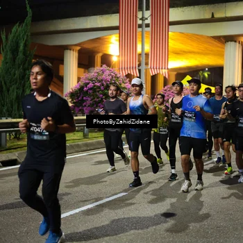 Runner Photo 6451172