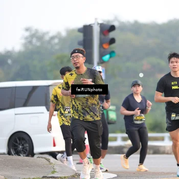 Runner Photo 6451184