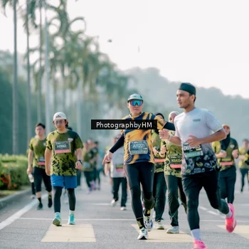 Runner Photo 6451190