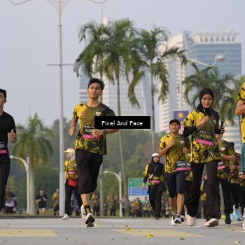 Runner Photo 6451207