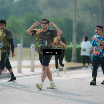 Runner Photo 6451210