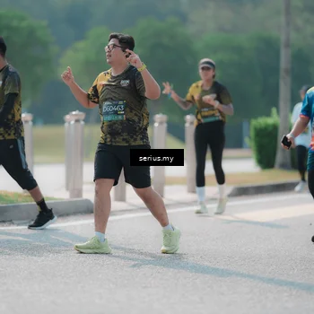 Runner Photo 6451236