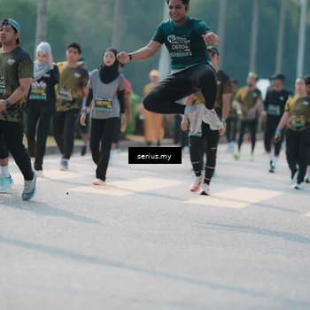 Runner Photo 6451244