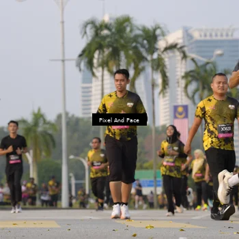 Runner Photo 6451252