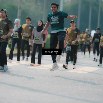 Runner Photo 6451257