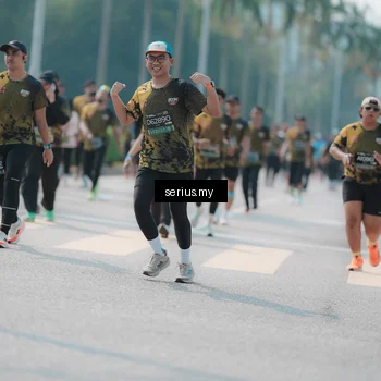 Runner Photo 6451263