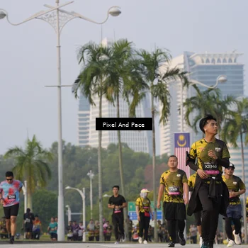 Runner Photo 6451266