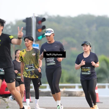 Runner Photo 6451274