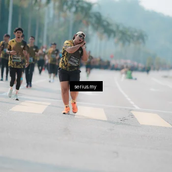 Runner Photo 6451281