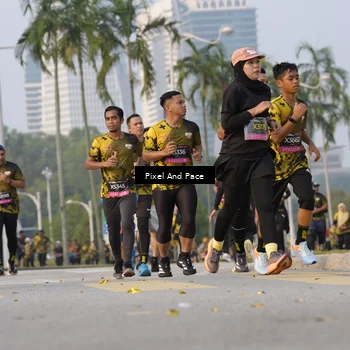 Runner Photo 6451307