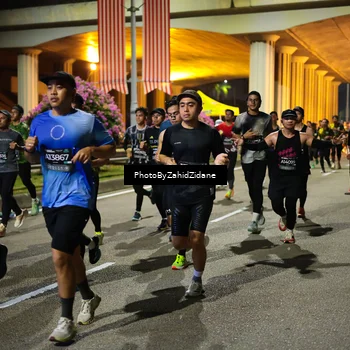 Runner Photo 6451317