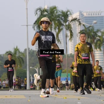 Runner Photo 6451320