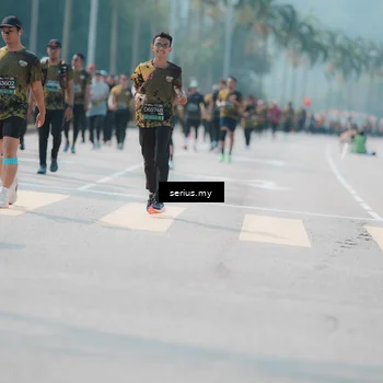 Runner Photo 6451333
