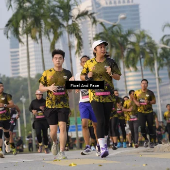 Runner Photo 6451350