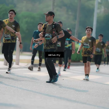 Runner Photo 6451360