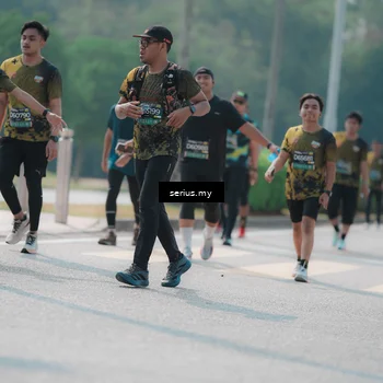 Runner Photo 6451362
