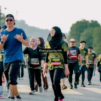 Runner Photo 6451366