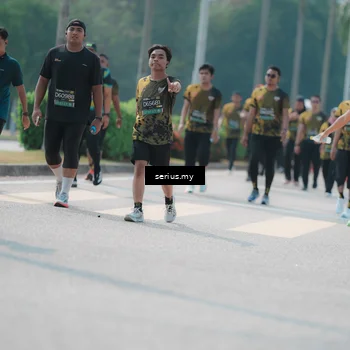 Runner Photo 6451370