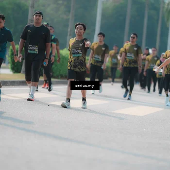 Runner Photo 6451373
