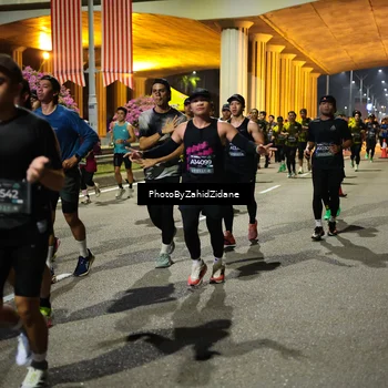 Runner Photo 6451376