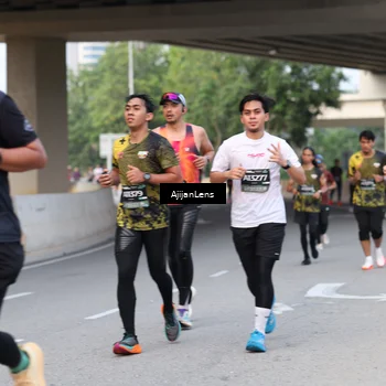 Runner Photo 6451388