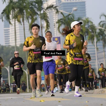 Runner Photo 6451390