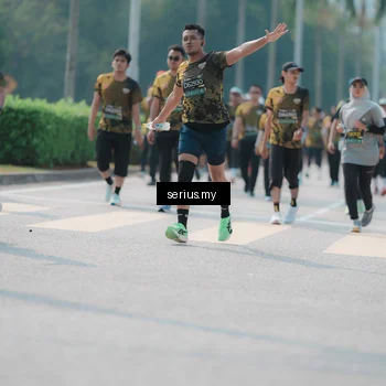 Runner Photo 6451397