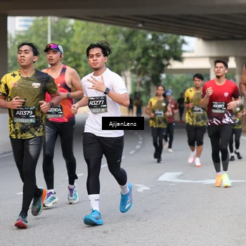 Runner Photo 6451403