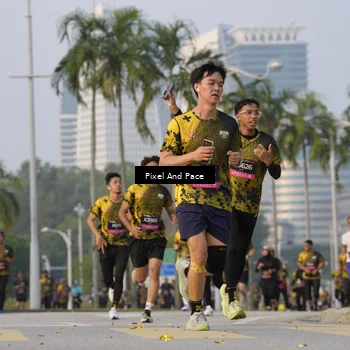 Runner Photo 6451408