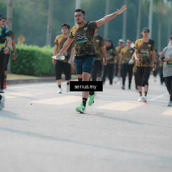 Runner Photo 6451412