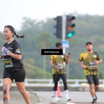 Runner Photo 6451443
