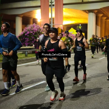 Runner Photo 6451446